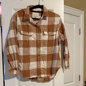American Eagle Outfitters Tan and White Plaid Shirt